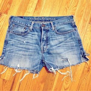 American Eagle cut off shorts